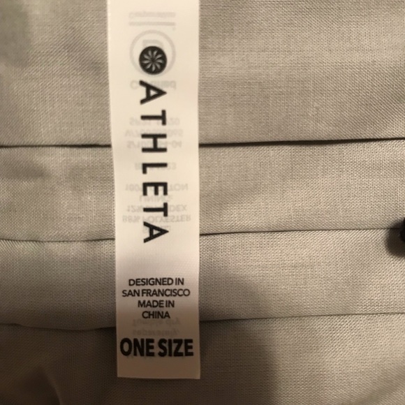 3 packs for $5. New Athleta everyday 5 face mask. - Picture 10 of 13